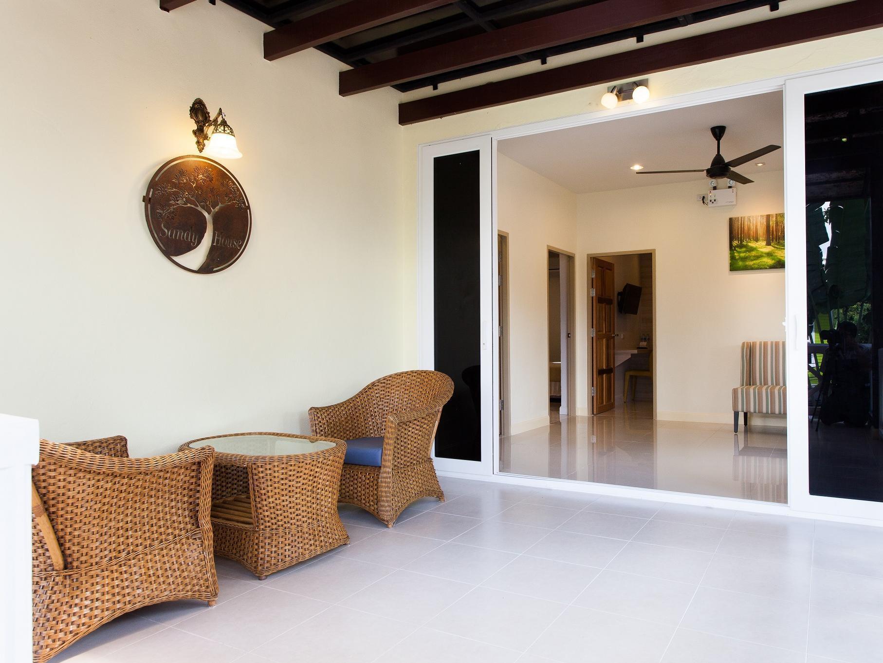 Sandy House Rawai Екстериор снимка