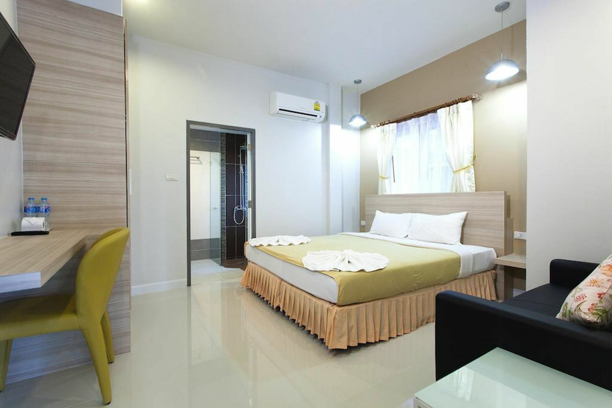Sandy House Rawai Екстериор снимка